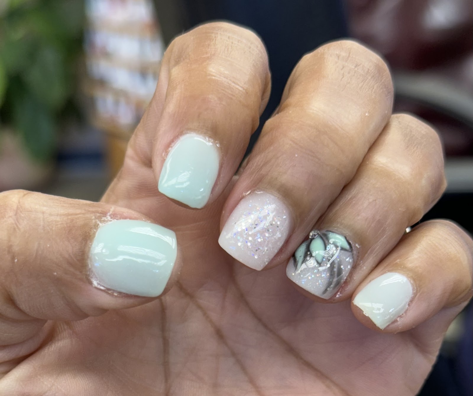 Wright Nails & Spa logo